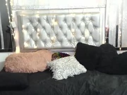 Screen Grab from cloe_gold
