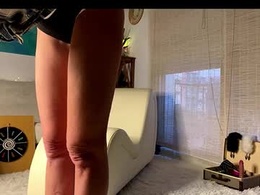 Screen Grab from cloemaxx