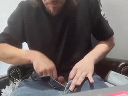 Screen Grab from cloudyystarr666