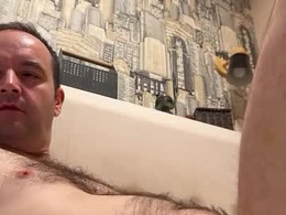 Screen Grab from colambus83