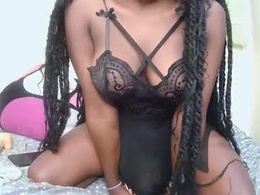 Screen Grab from comekissme2