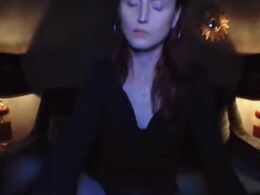 Screen Grab from contessa_candii