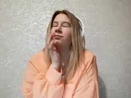 Screen Grab from coraliepenick