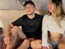 Screen Grab from couplee_crush