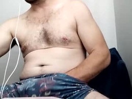 Screen Grab from craigalicious001