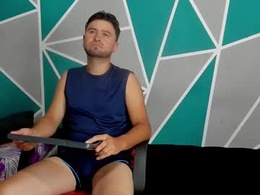 Screen Grab from crazy_boyz1