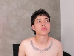 Screen Grab from cris_sasha