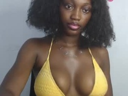 Screen Grab from cum_ebony_hotie974345