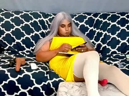 Screen Grab from cumdumpcandycd