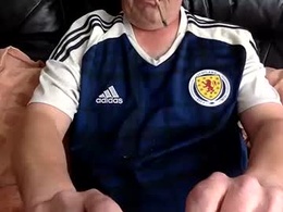 Screen Grab from curvelover1977