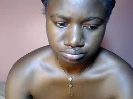 Screen Grab from curvyebony256