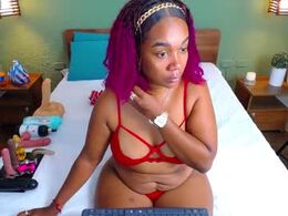 Screen Grab from curvyebonyy_