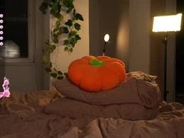 Screen Grab from cuteeeeealina