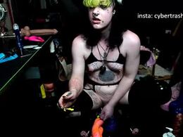 Screen Grab from cybertrashbimboslxt