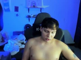 Screen Grab from daannn_