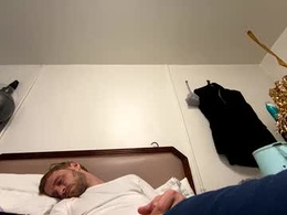 Screen Grab from daddi_stick