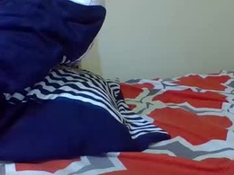 Screen Grab from daddiestightpussyy