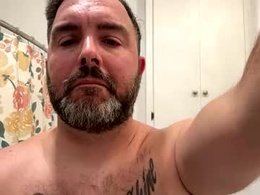 Screen Grab from daddy_drew_va