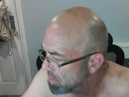 Screen Grab from daddy_uk_