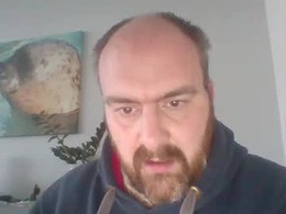 Screen Grab from daddydave040