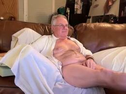 Screen Grab from dadyc2c