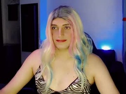 Screen Grab from dahliany