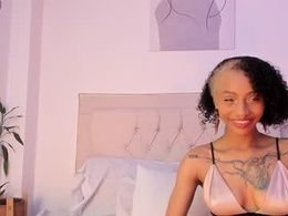 Screen Grab from daiana_curly