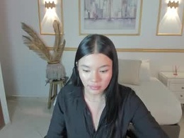 Screen Grab from daila_nyxen