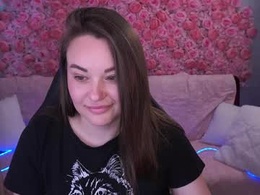 Screen Grab from daisymoonn