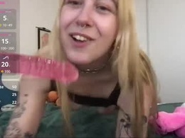 Screen Grab from daisymynx