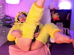 Screen Grab from dakota_sweet22