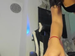 Screen Grab from dakota_x18