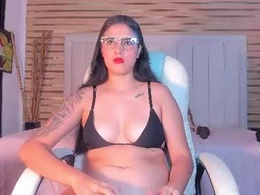 Screen Grab from dalila_hotx1