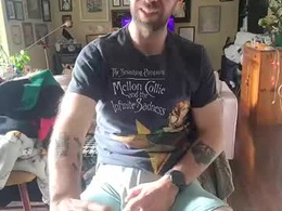 Screen Grab from damien_mace