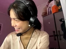 Screen Grab from dannachalow