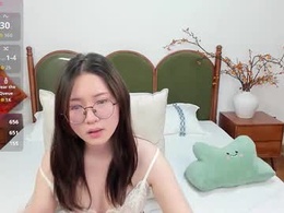 Screen Grab from daphnedawn