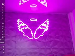 Screen Grab from daraanox