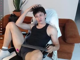 Screen Grab from darrencolleen