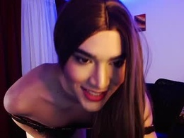 Screen Grab from dashly_queen1