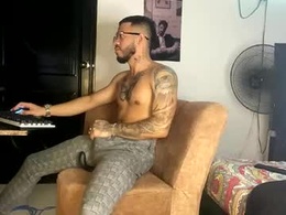 Screen Grab from davide_daniels