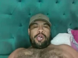 Screen Grab from davinson_lopez35