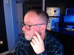 Screen Grab from dclthrknkboy