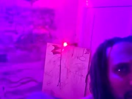Screen Grab from ddeezz7