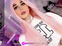 Screen Grab from dearalanaxxx