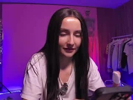 Screen Grab from dee_liciouss