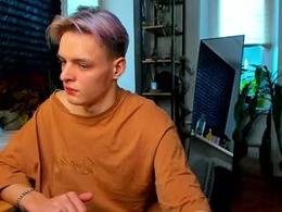 Screen Grab from delarxx