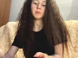 Screen Grab from deloisketchen