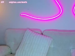 Screen Grab from demihawks