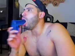 Screen Grab from dereck_vega