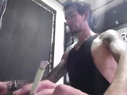 Screen Grab from dexterbig06